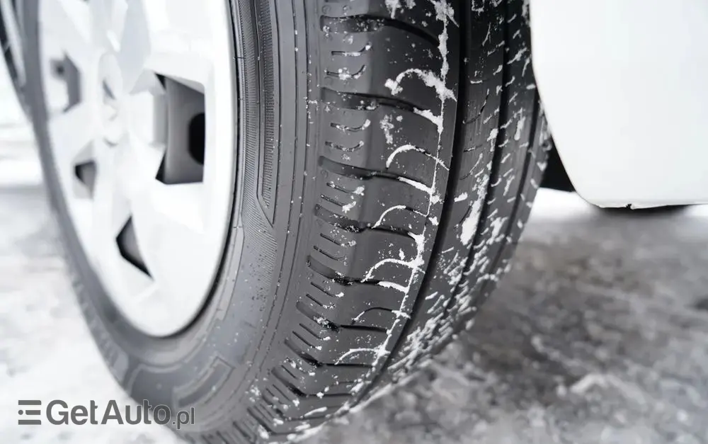 RENAULT TRAFIC III / BUS / 9 MIEJSC  / PIERWSZY WŁAŚCICIEL / POLSKI SALON / 2022 ROK / 