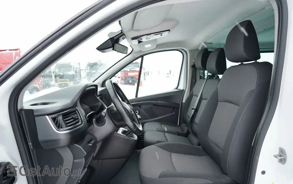 RENAULT TRAFIC III / BUS / 9 MIEJSC  / PIERWSZY WŁAŚCICIEL / POLSKI SALON / 2022 ROK / 