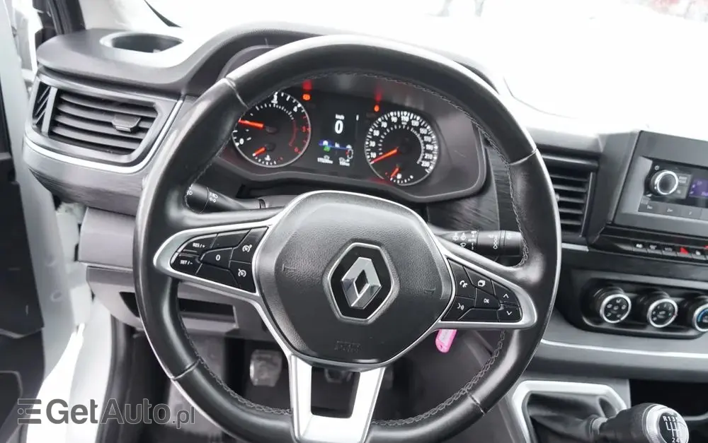 RENAULT TRAFIC III / BUS / 9 MIEJSC  / PIERWSZY WŁAŚCICIEL / POLSKI SALON / 2022 ROK / 