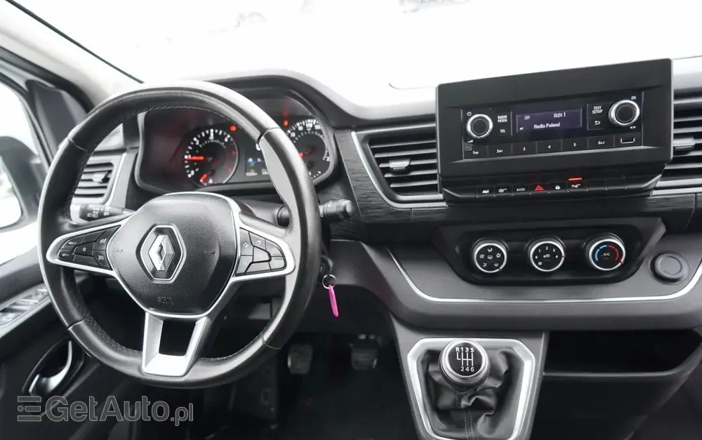 RENAULT TRAFIC III / BUS / 9 MIEJSC  / PIERWSZY WŁAŚCICIEL / POLSKI SALON / 2022 ROK / 