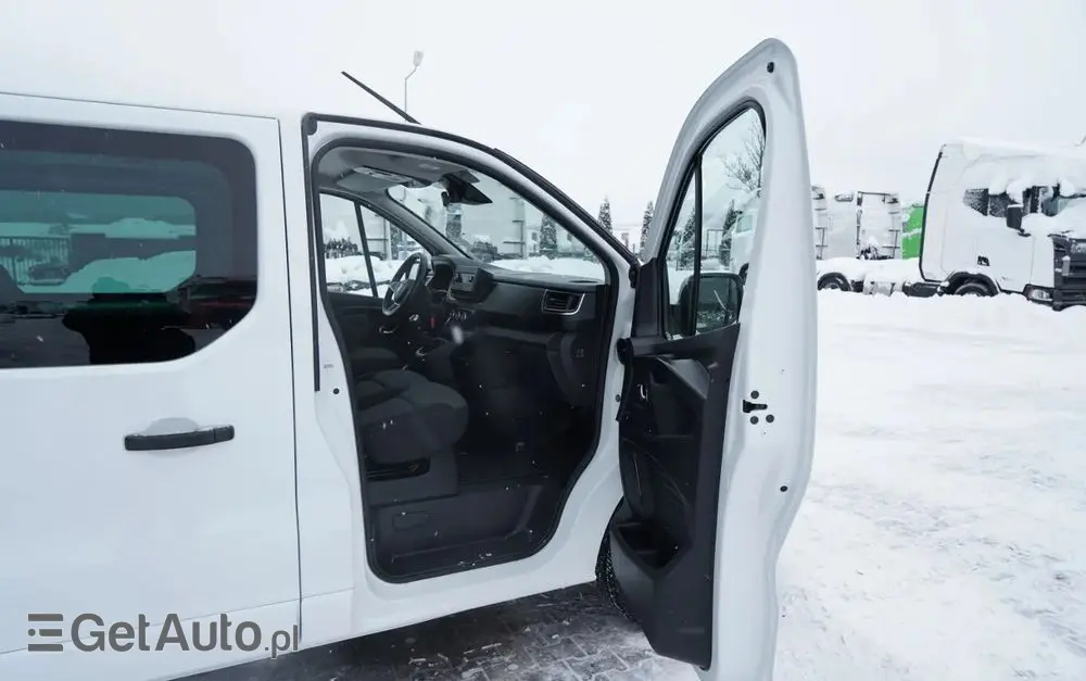 RENAULT TRAFIC III / BUS / 9 MIEJSC  / PIERWSZY WŁAŚCICIEL / POLSKI SALON / 2022 ROK / 