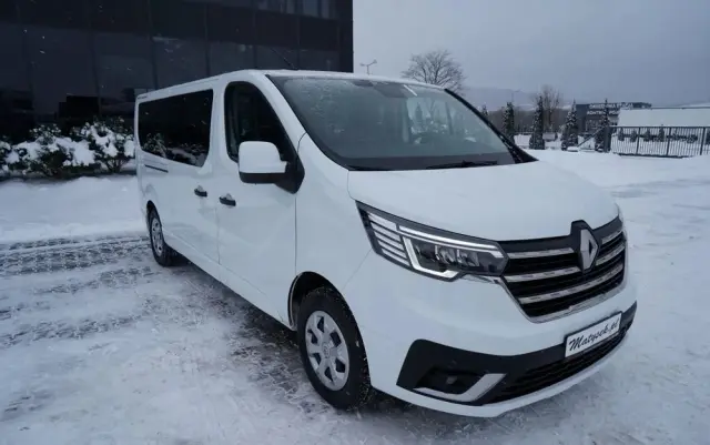 RENAULT TRAFIC III / BUS / 9 MIEJSC  / PIERWSZY WŁAŚCICIEL / POLSKI SALON / 2022 ROK / 