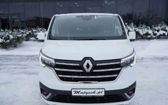 RENAULT TRAFIC III / BUS / 9 MIEJSC  / PIERWSZY WŁAŚCICIEL / POLSKI SALON / 2022 ROK / 