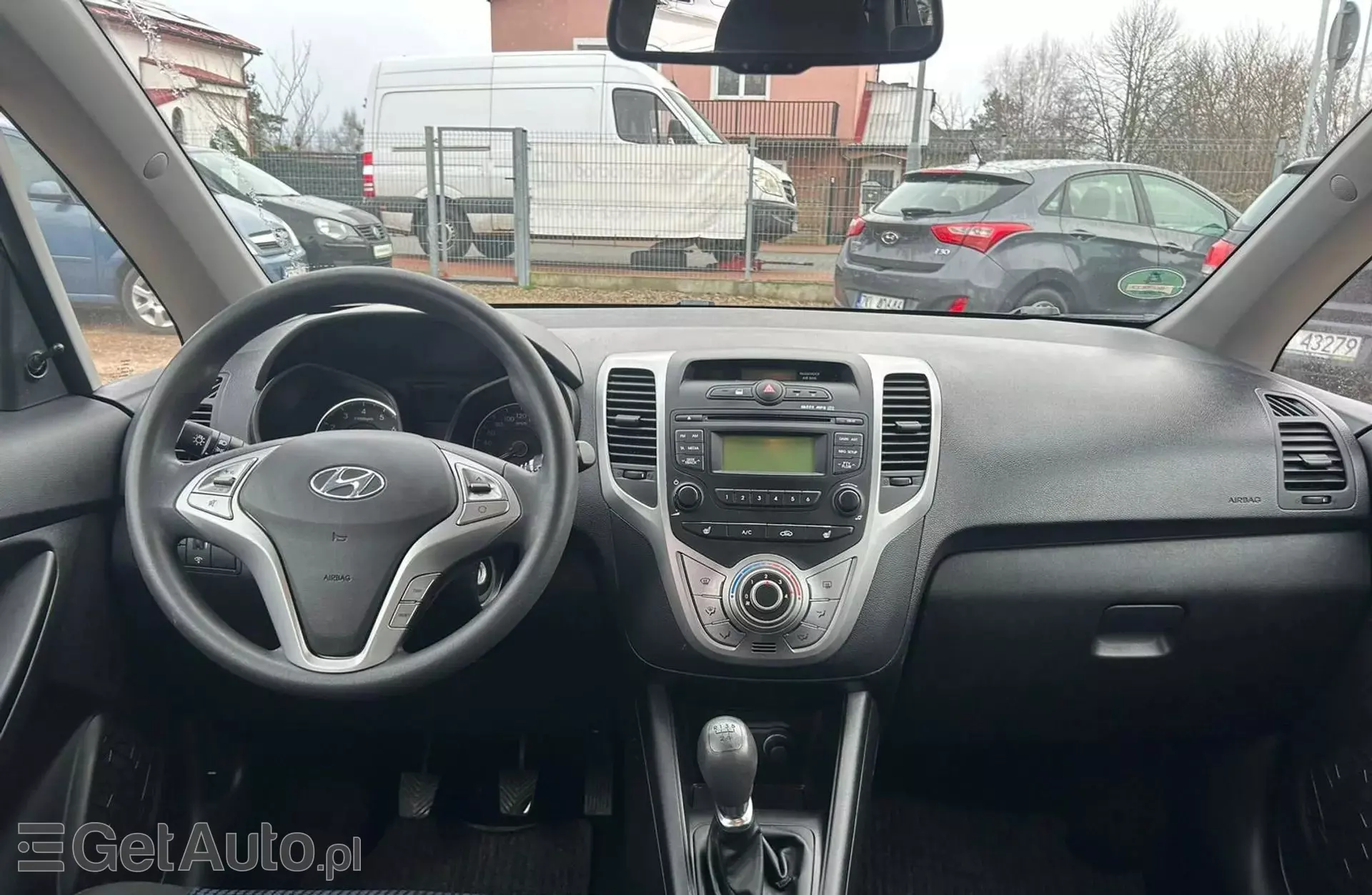 HYUNDAI Ix20 1.4i (90 KM)