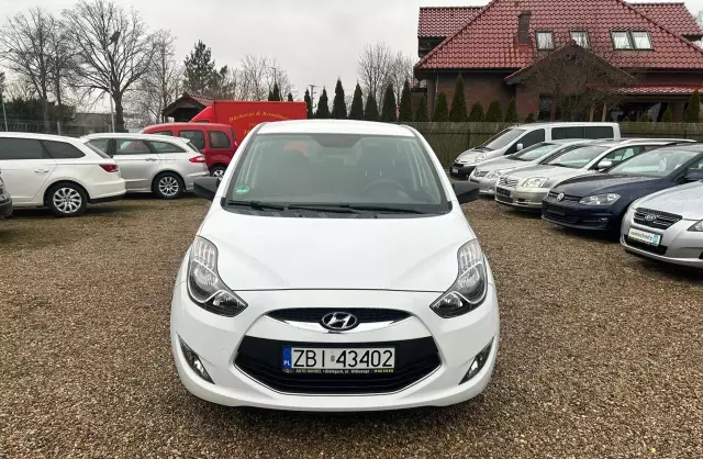 HYUNDAI Ix20 1.4i (90 KM)