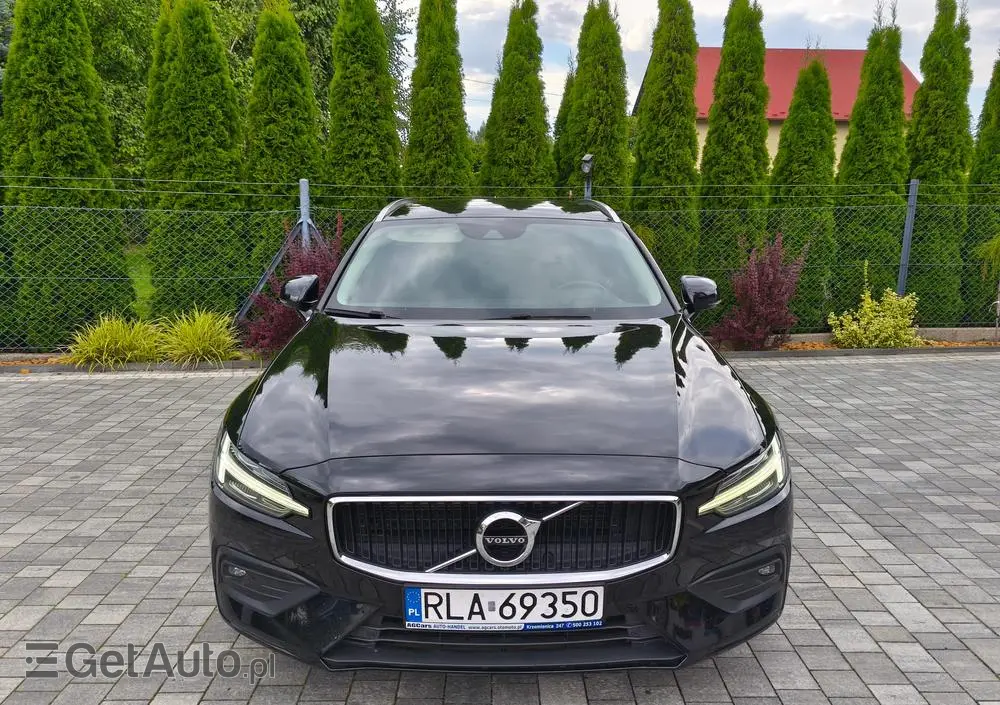VOLVO V60 D3 Drive-E R-Design Momentum