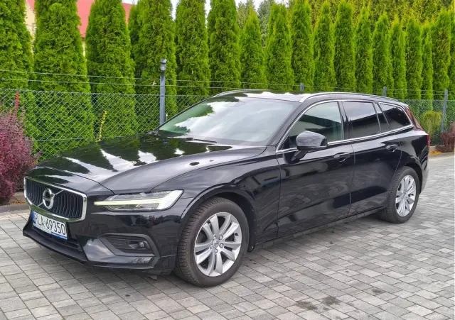 VOLVO V60 D3 Drive-E R-Design Momentum
