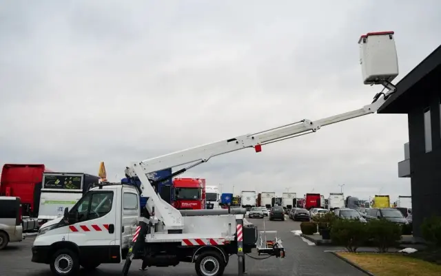 IVECO 35-140 / ZWYŻKA / PODNOŚNIK KOSZOWY FRANCE ELEVATEUR 141 TLE / 4 PODPORY / MANUAL / 2020  R 