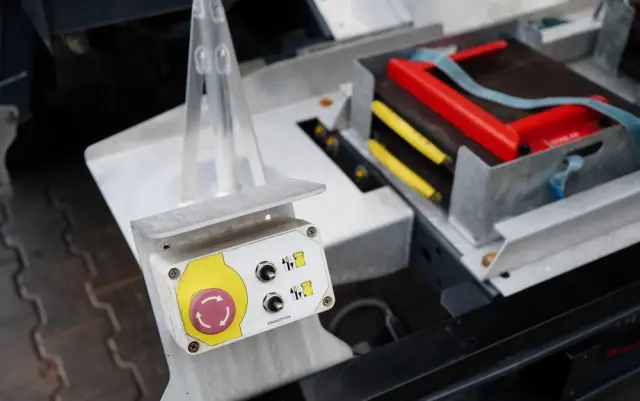 IVECO 35-140 / ZWYŻKA / PODNOŚNIK KOSZOWY FRANCE ELEVATEUR 141 TLE / 4 PODPORY / MANUAL / 2020  R 