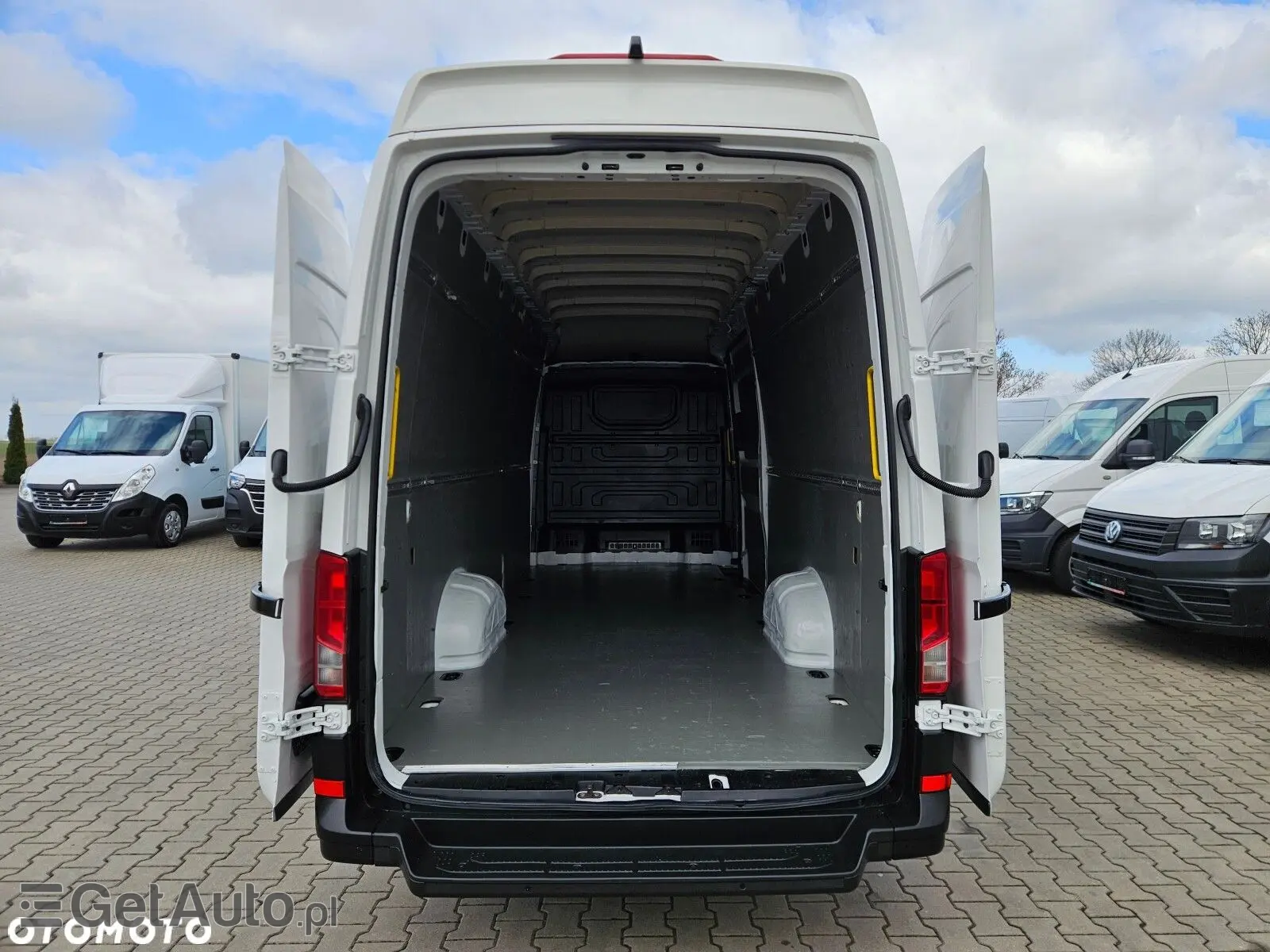 VOLKSWAGEN Crafter L