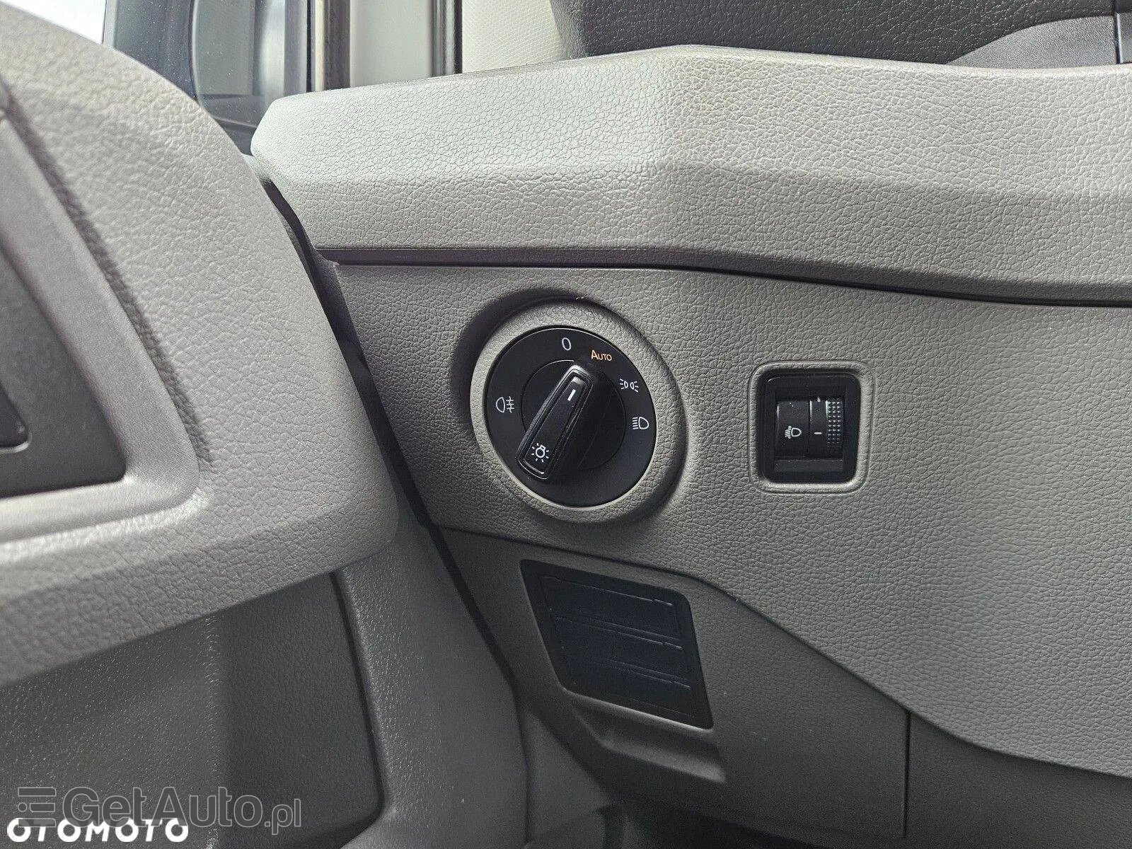 VOLKSWAGEN Crafter L