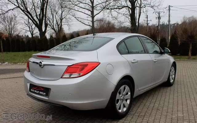 OPEL Insignia 1.6 Edition