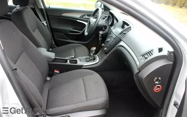 OPEL Insignia 1.6 Edition