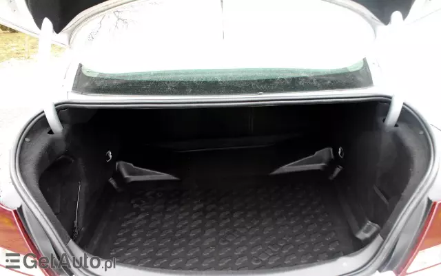 OPEL Insignia 1.6 Edition