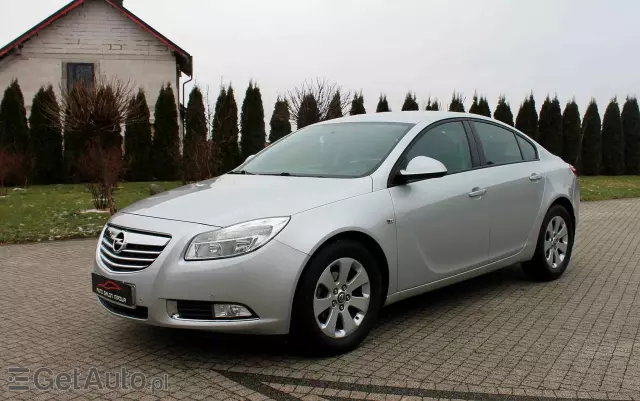 OPEL Insignia 1.6 Edition