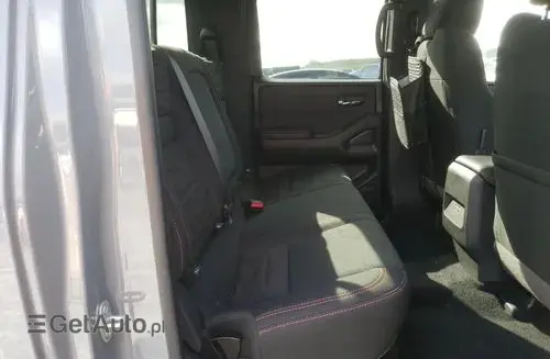 NISSAN Frontier 