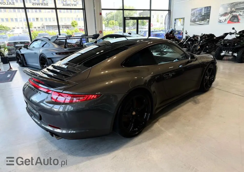 PORSCHE 911 Carrera 4S PDK