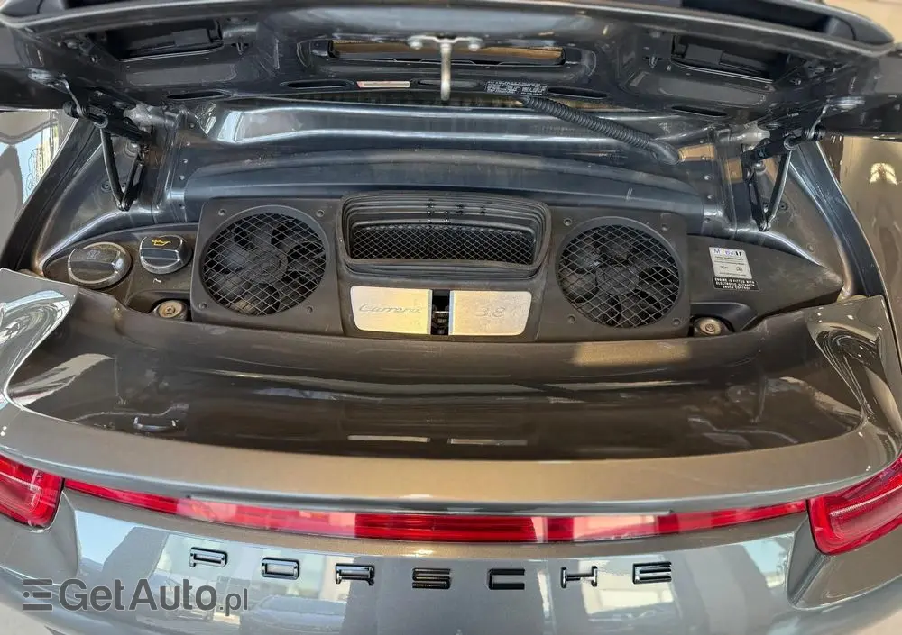 PORSCHE 911 Carrera 4S PDK