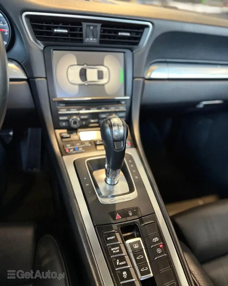 PORSCHE 911 Carrera 4S PDK