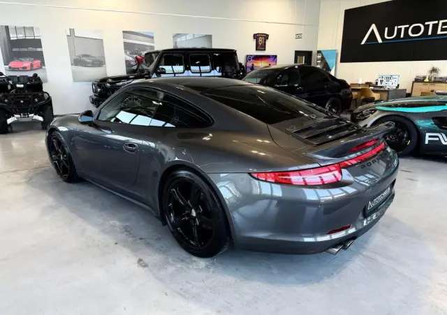 PORSCHE 911 Carrera 4S PDK