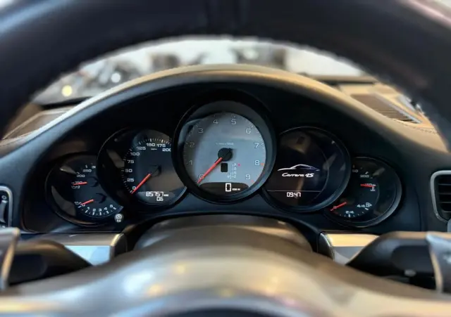 PORSCHE 911 Carrera 4S PDK