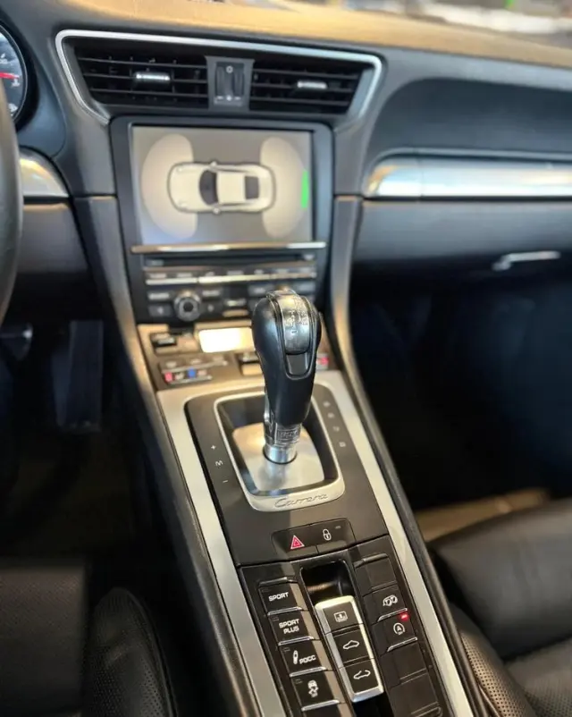 PORSCHE 911 Carrera 4S PDK