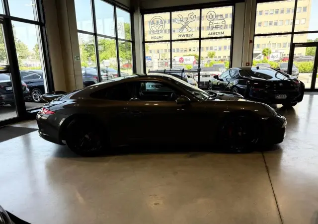 PORSCHE 911 Carrera 4S PDK
