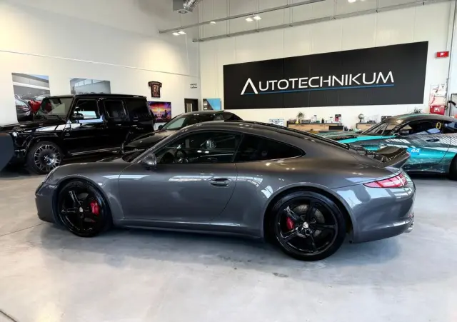PORSCHE 911 Carrera 4S PDK