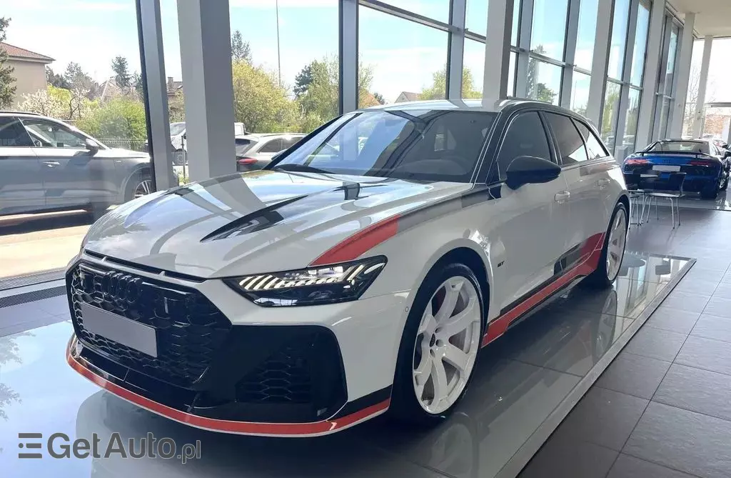 AUDI Rs6 