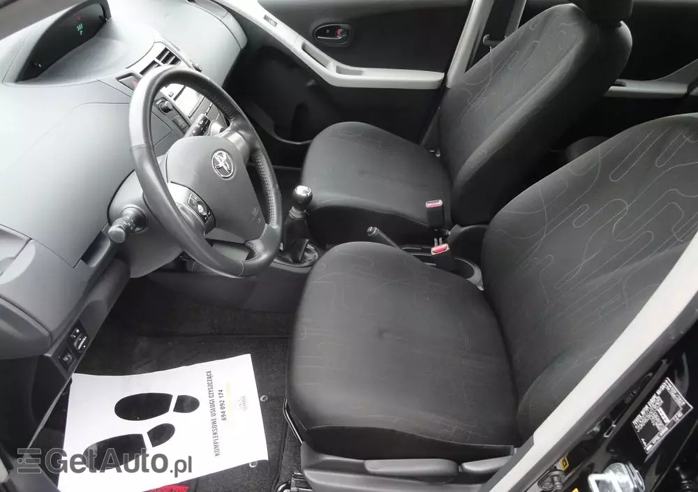 TOYOTA Yaris 1.0 Life