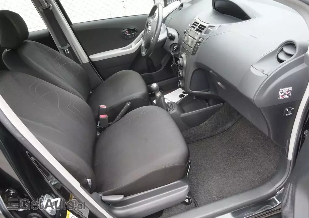 TOYOTA Yaris 1.0 Life