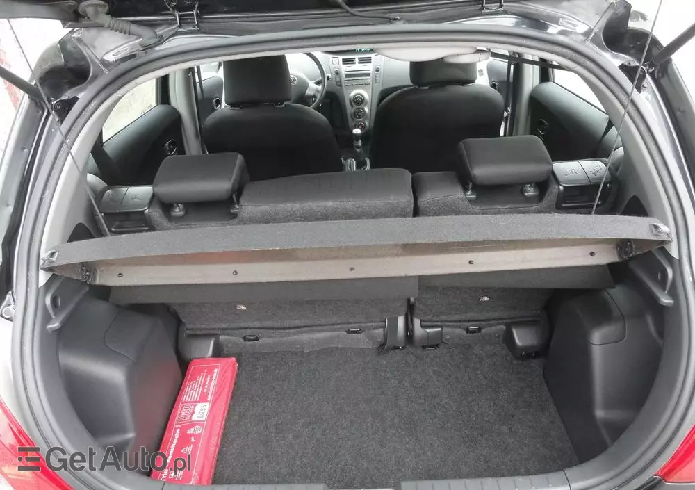 TOYOTA Yaris 1.0 Life