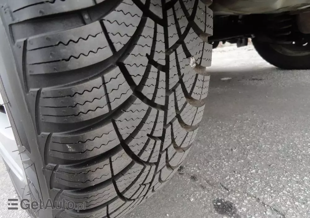 TOYOTA Yaris 1.0 Life