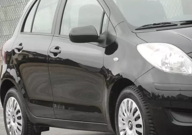 TOYOTA Yaris 1.0 Life