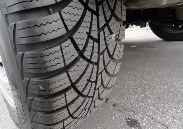 TOYOTA Yaris 1.0 Life