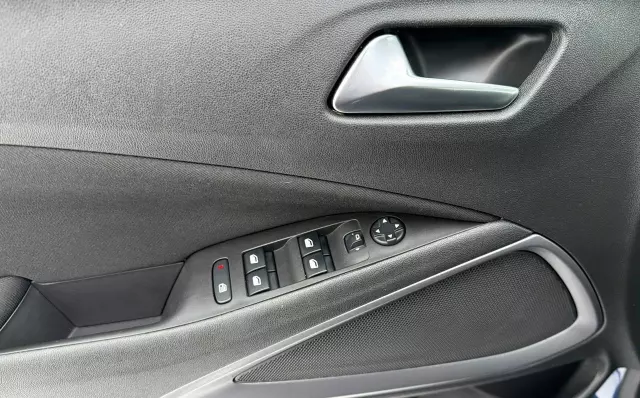 OPEL Crossland 1.5 CDTI Business