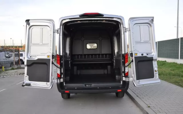 FORD TRANSIT DCIV MCA 2.0 New EcoBlue 170 KM A6 FWD Limited Brygadowy 6 osobowy 350 L3H2 Fabrycznie Nowy Dostępny od Ręki!!! 