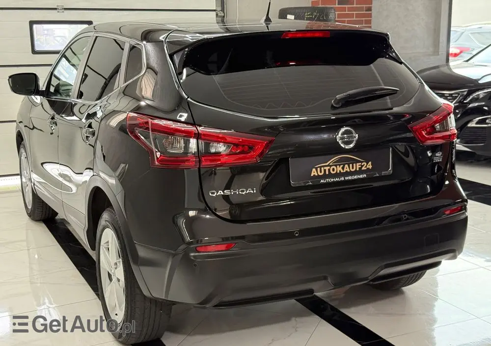 NISSAN Qashqai 1.3 DIG-T Acenta DCT