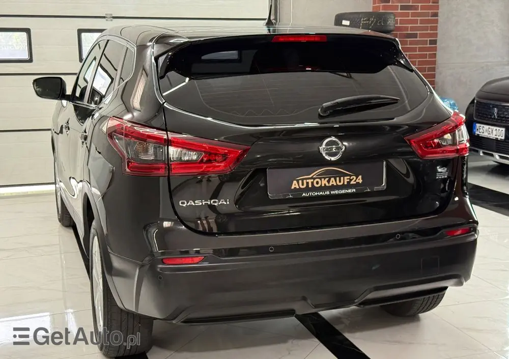 NISSAN Qashqai 1.3 DIG-T Acenta DCT