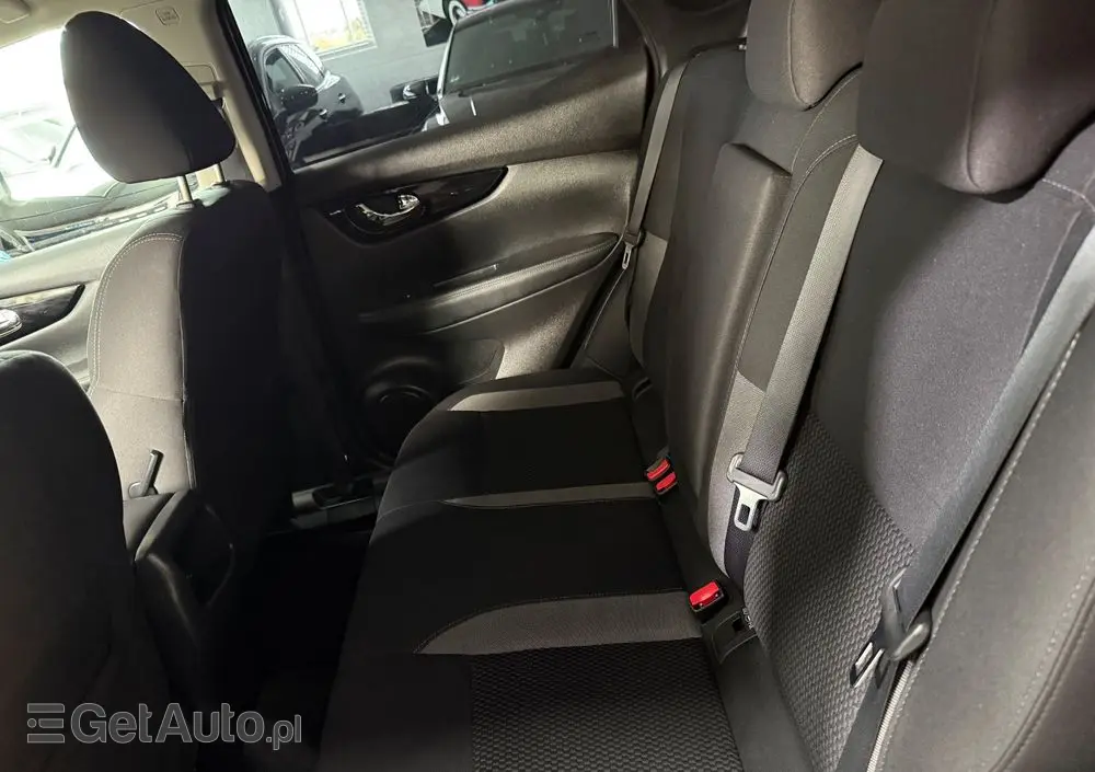 NISSAN Qashqai 1.3 DIG-T Acenta DCT