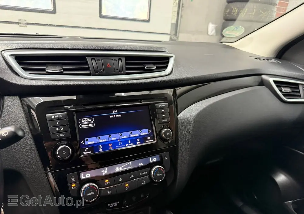 NISSAN Qashqai 1.3 DIG-T Acenta DCT