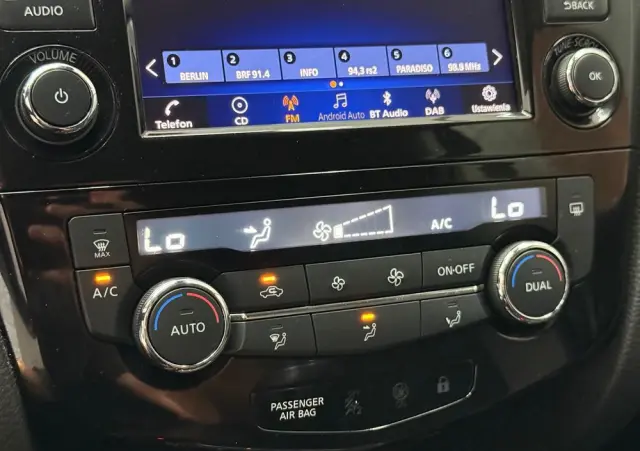 NISSAN Qashqai 1.3 DIG-T Acenta DCT