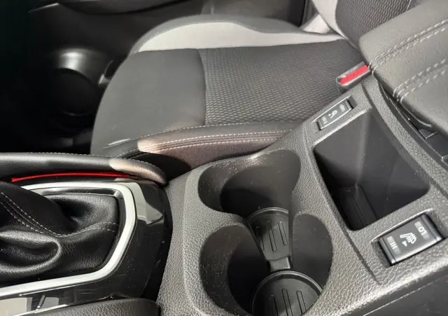 NISSAN Qashqai 1.3 DIG-T Acenta DCT