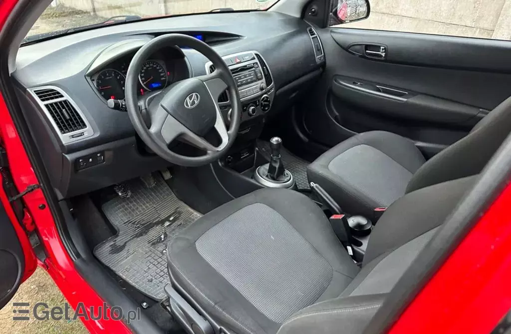 HYUNDAI I20 