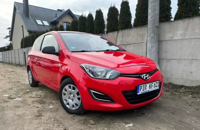 HYUNDAI I20 