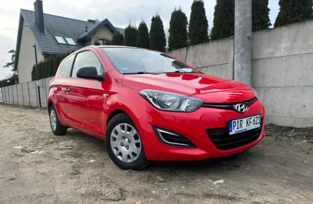 HYUNDAI I20 