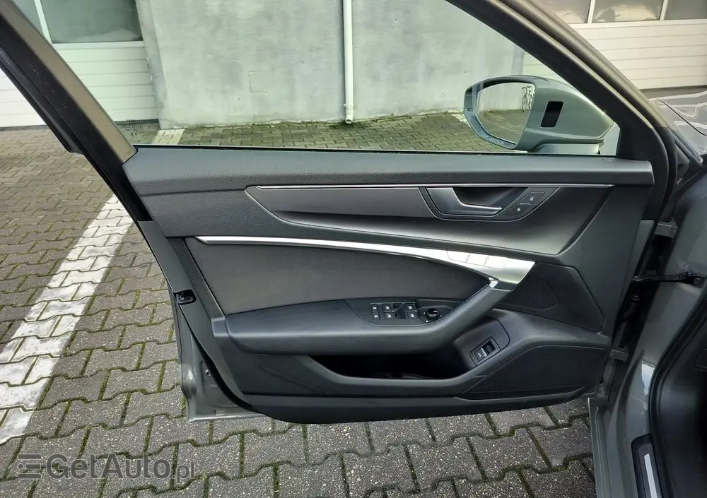 AUDI A6 Avant 40 TDI mHEV S tronic