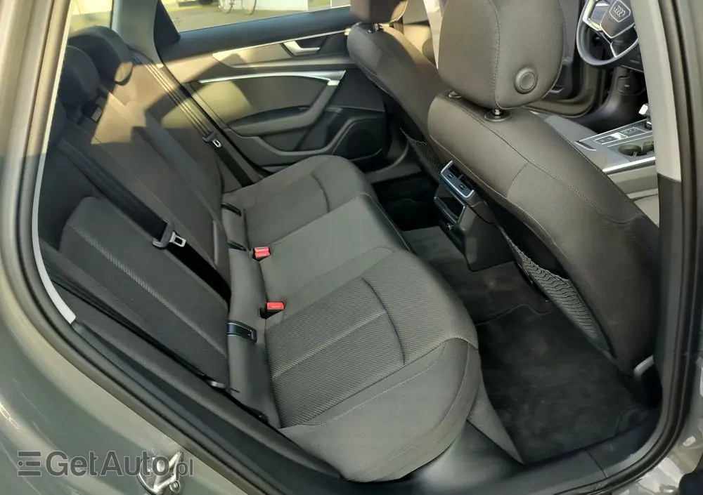 AUDI A6 Avant 40 TDI mHEV S tronic