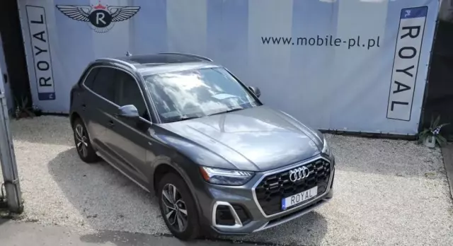 AUDI Q5 