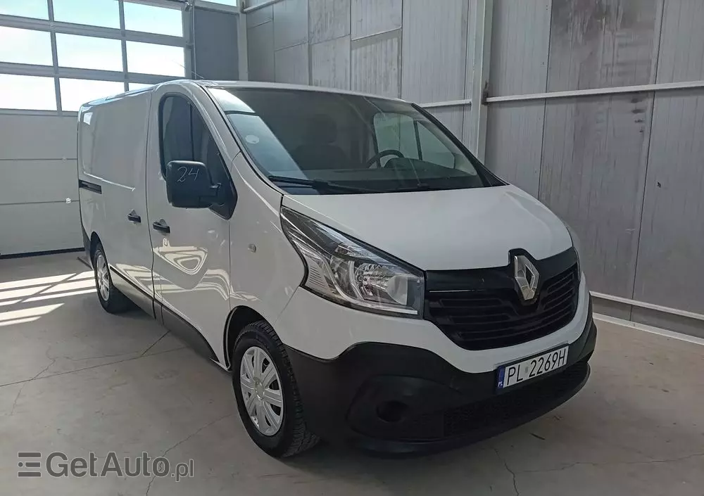 RENAULT Trafic 